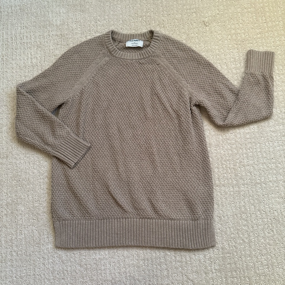 Old Navy Women’s Taupe Knit Sweater